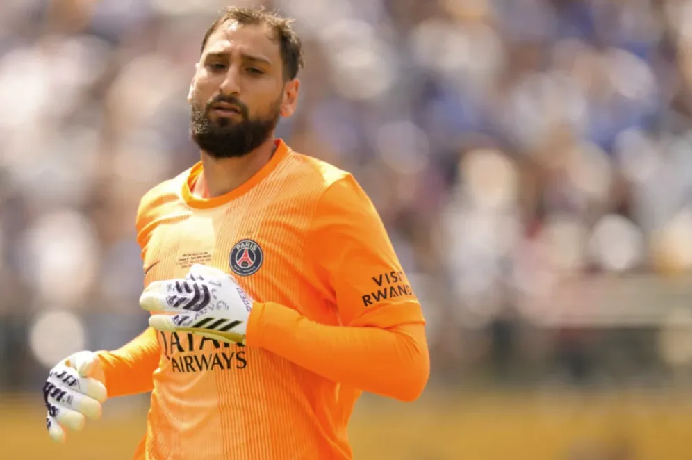 The Donnarumma Dilemma in Paris